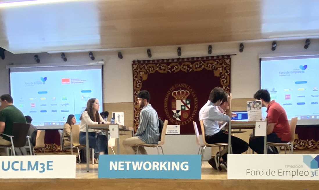 ¡ El Espacio Networking de  #UCLM3E ya tiene horarios ! 