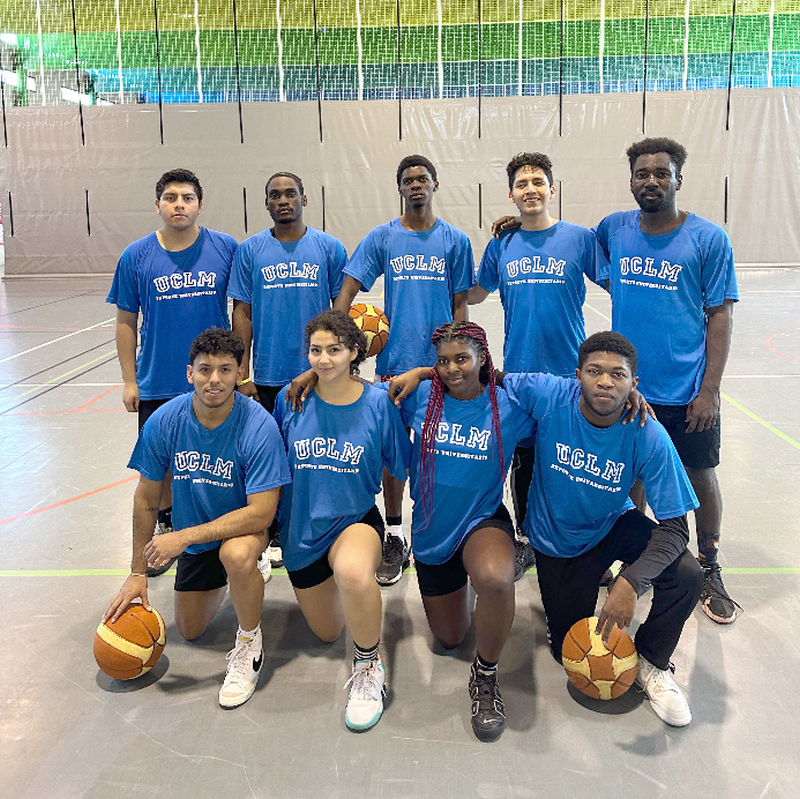 Equipo de baloncesto de la EIMIA