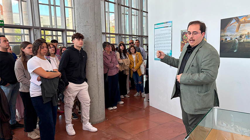 Exposición humanidades arte y literatura